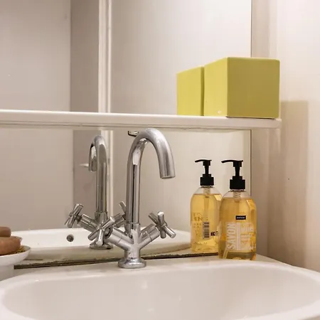 Apartamento De Charme Au Coeur Des Carmes *